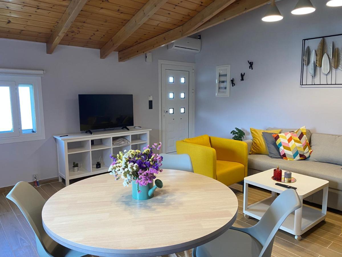 Christina's Loft Apartment